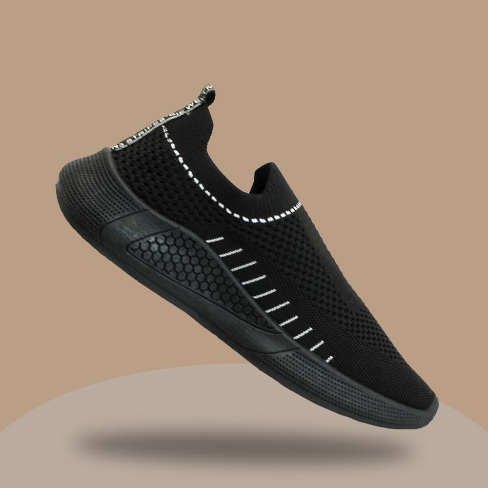 Men's black striped sneakers, size 45