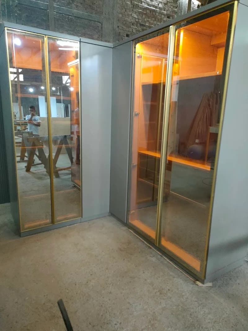 Aida Furniture