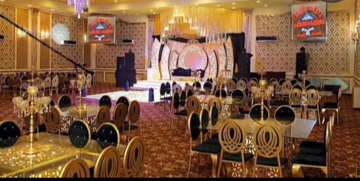 Grand La Reine Hall