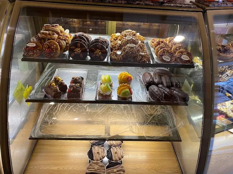 حسن المصرى للحلويات السويسرية