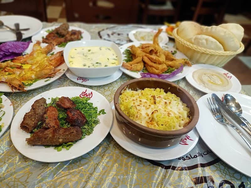 مطاعم ابو صالح دمياط الجديدة
