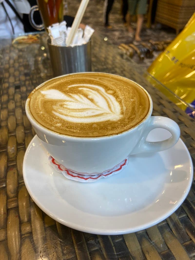 Aisha cafe & restaurant