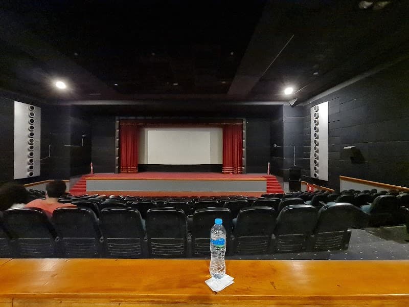 Renaissance Cinemas - Suez