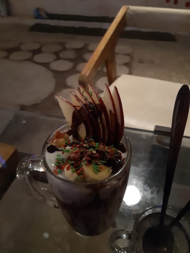 بيت ورد كافيه