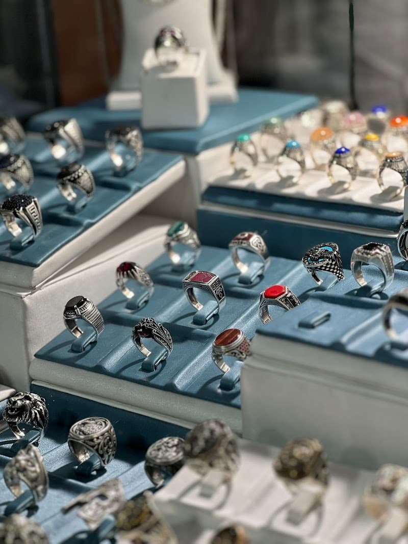 Al-Gizawi Silverware