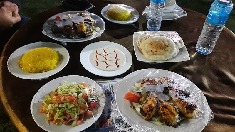 مطعم و كافيه الوادي