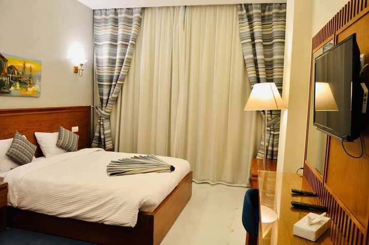 Lamar Azur Hotel