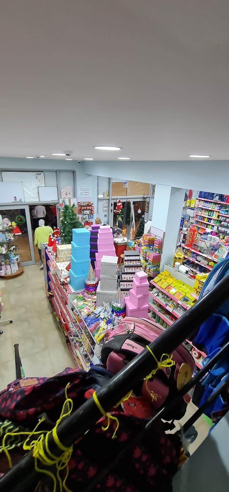 مكتبة برناسوس فرع مدينتى