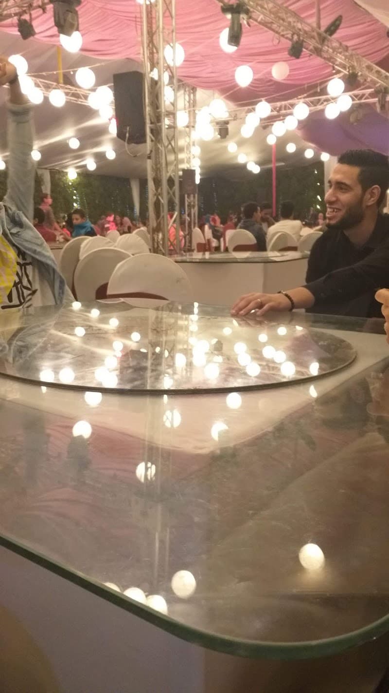 قاعة اليخت للافراح بني مزار بجوار كوبري المحكمة
