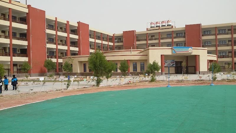 Egyptian Japanese School Qena المدرسة المصرية اليابانية بقنا
