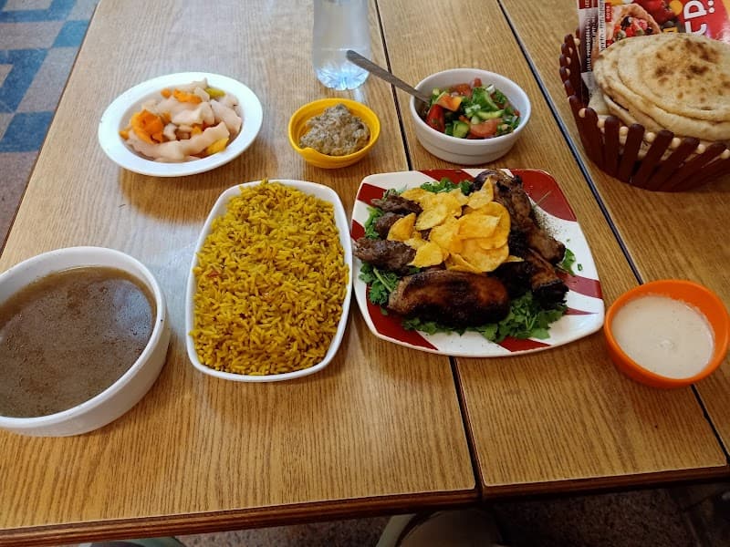 Pizza Restaurant and Grill Khaled Mayor