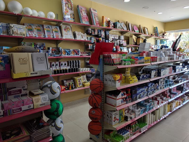مكتبة برناسوس فرع العبور