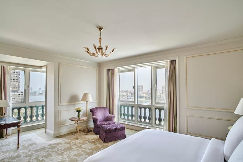 Four Seasons Hotel Cairo at The First Residence