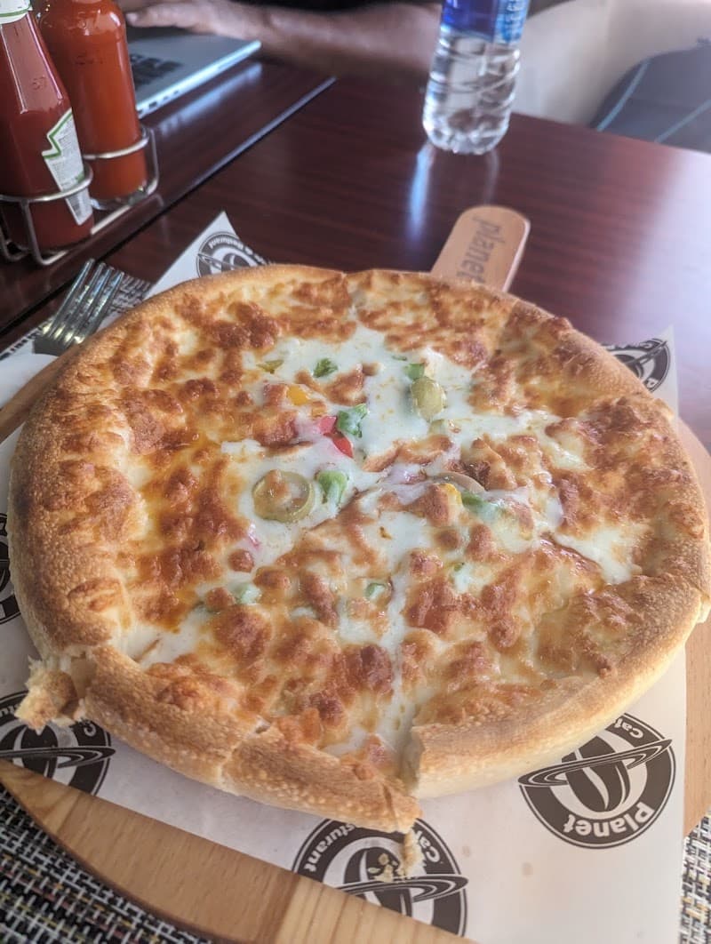 Planet Cafe & Restaurant