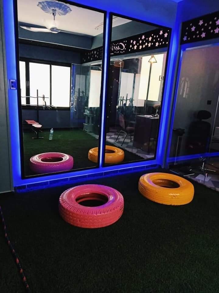 كيرفيز جيم للسيدات - Curves Gym