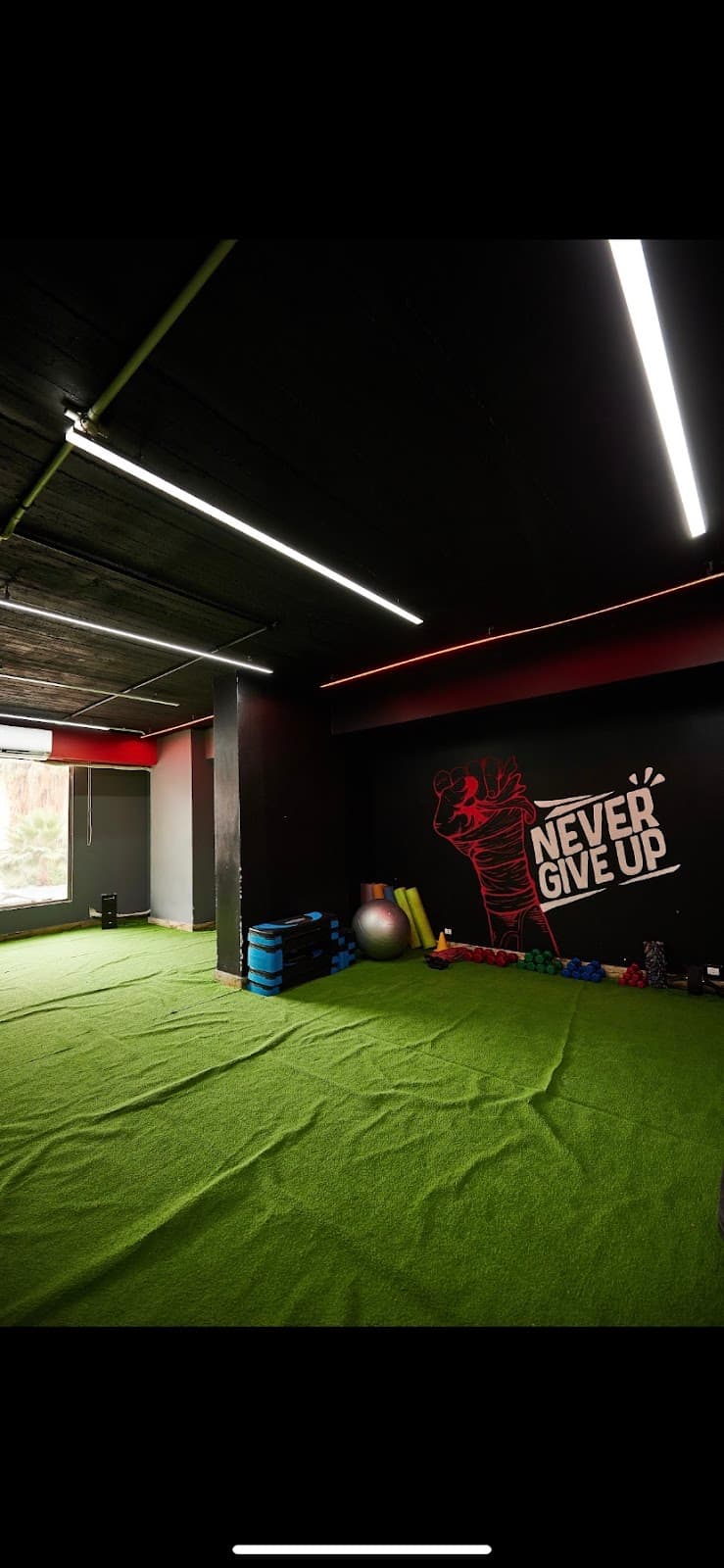 H Fitness club