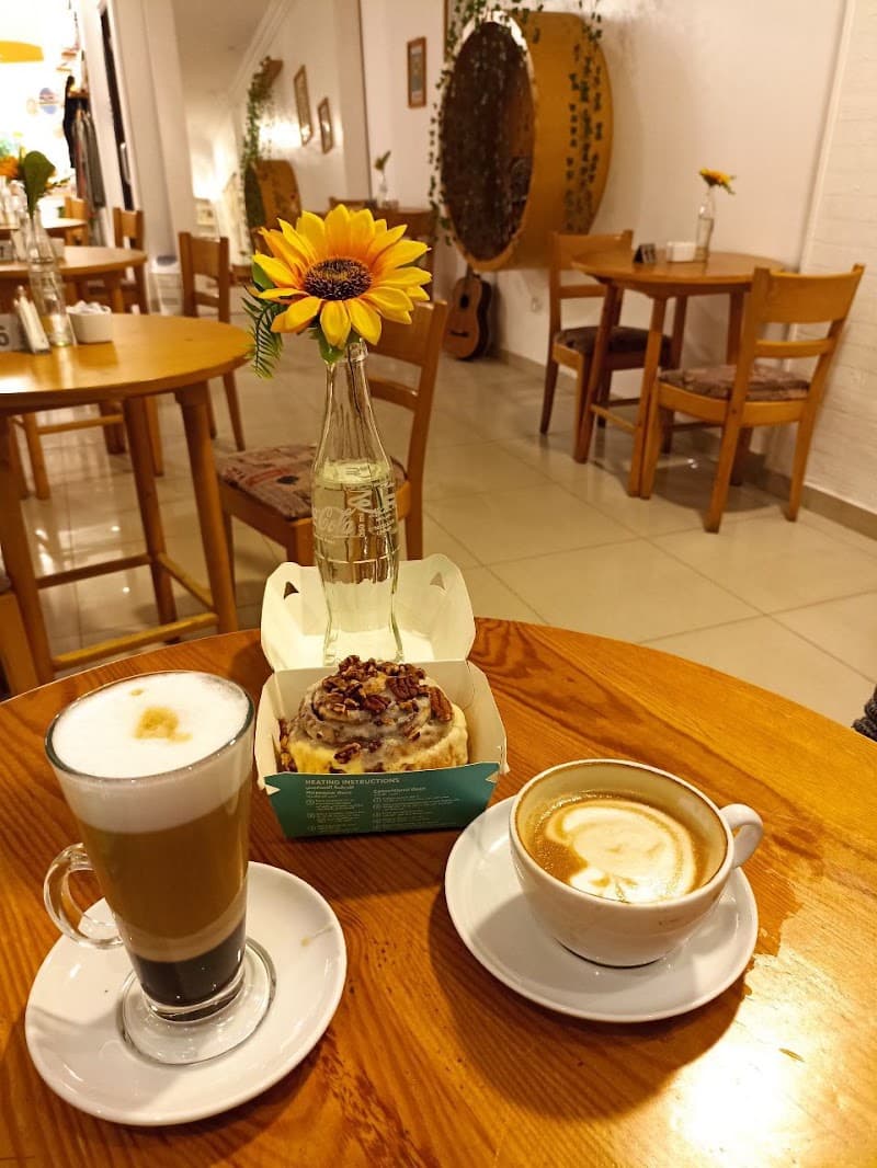Space Art Cafe